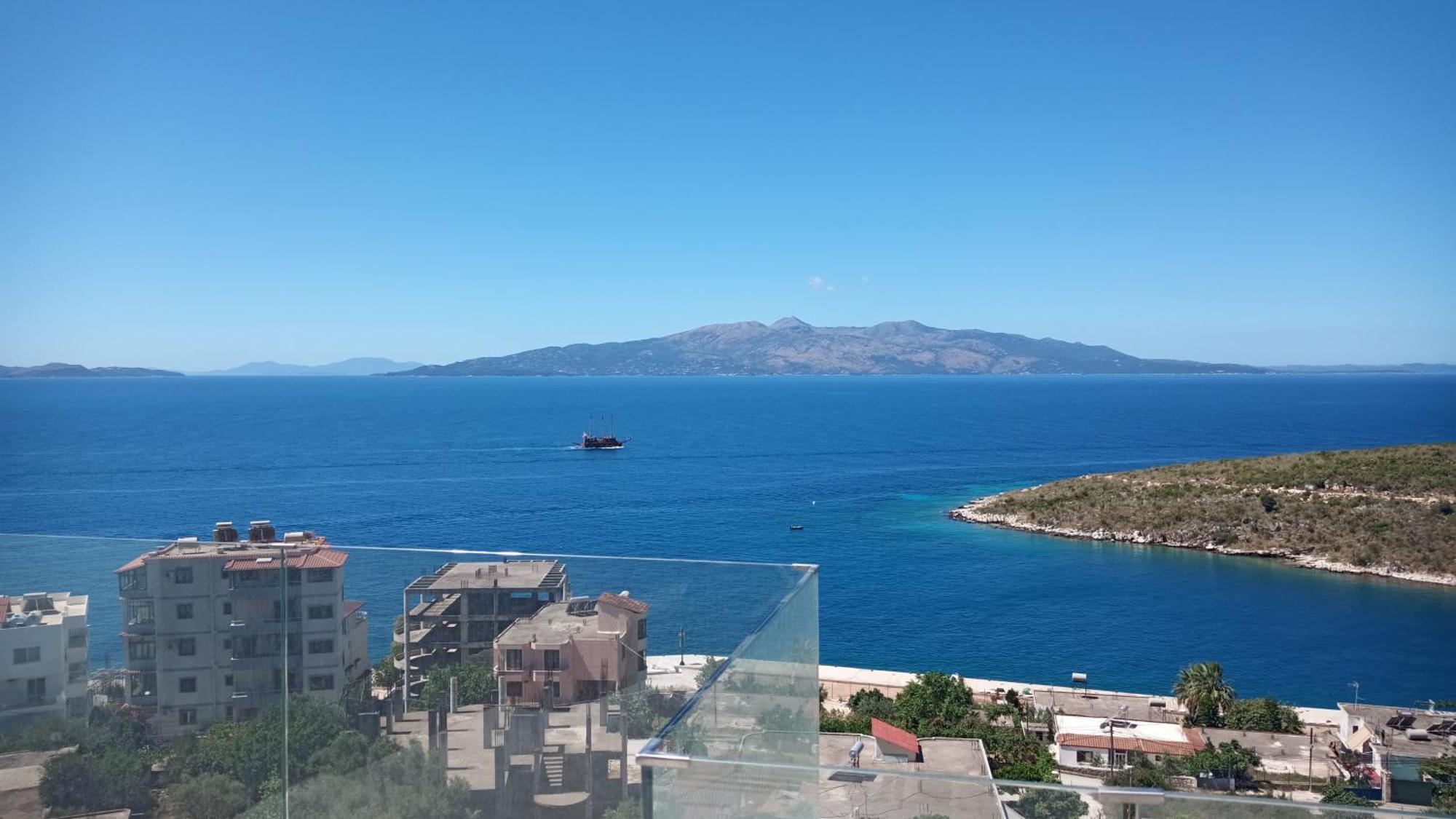 Saranda Nice Home *